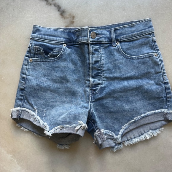 Express shorts high rise size4 - Picture 2 of 9
